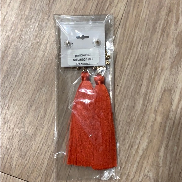 Natasha tassel earrings - Picture 3 of 3